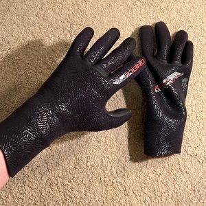 NWT O'Neill 3mm Psycho Fluid Seam Weld Wetsuit Gloves Medium